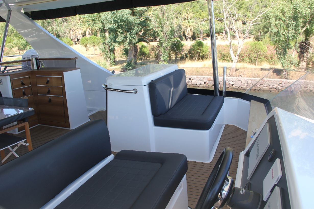 Aventura 50 MY «BENAN»