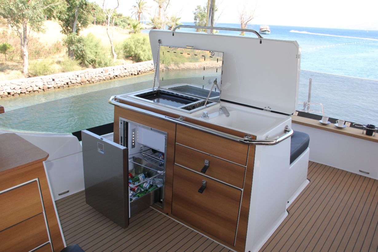 Aventura 50 MY «BENAN»