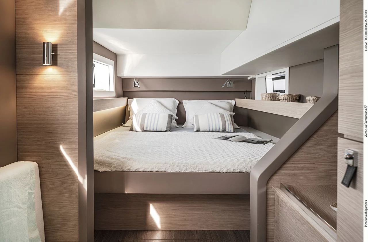 Aventura 37 Explorer