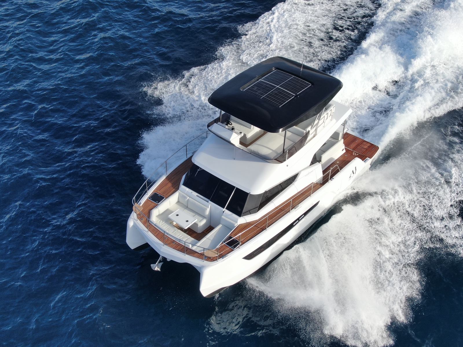 Aventura 38 FLY
