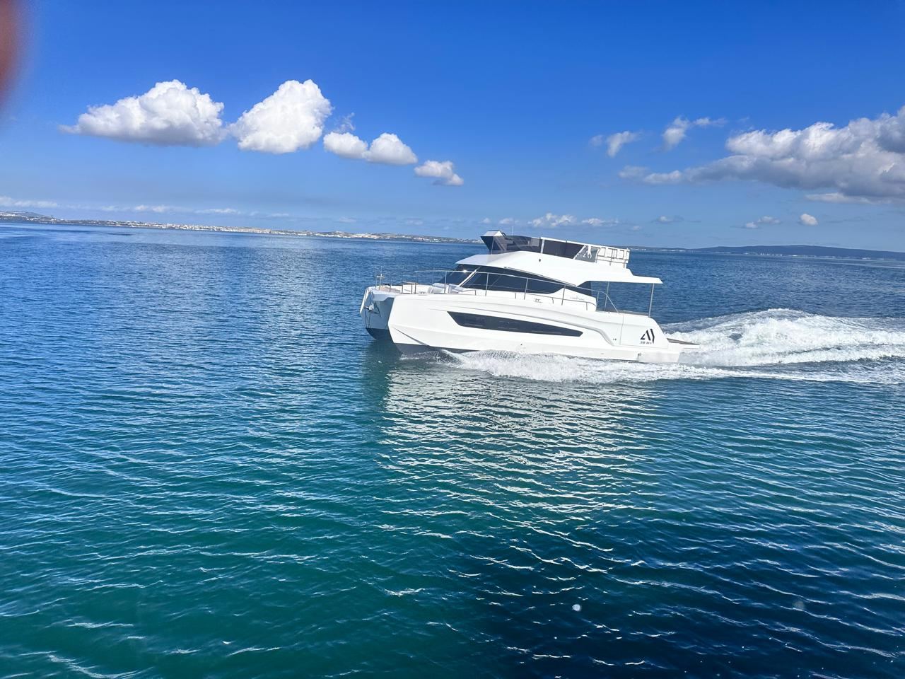 Aventura 38 FLY