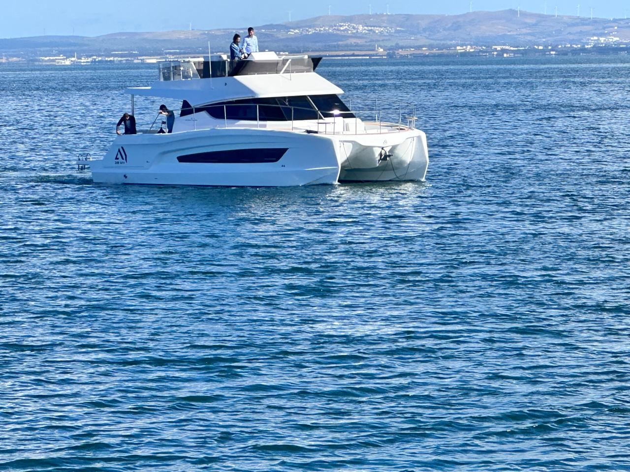 Aventura 38 FLY