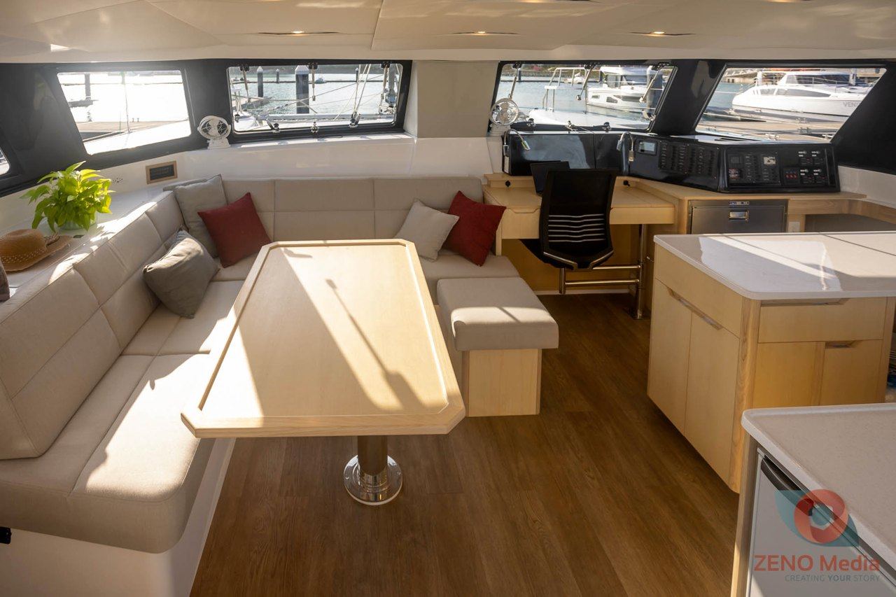 Seawind 1370