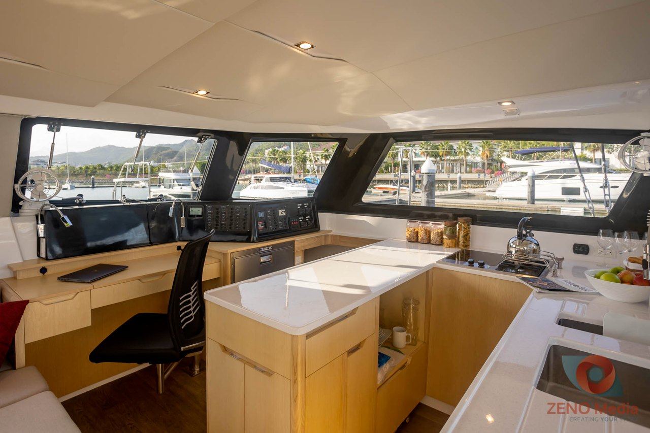 Seawind 1370