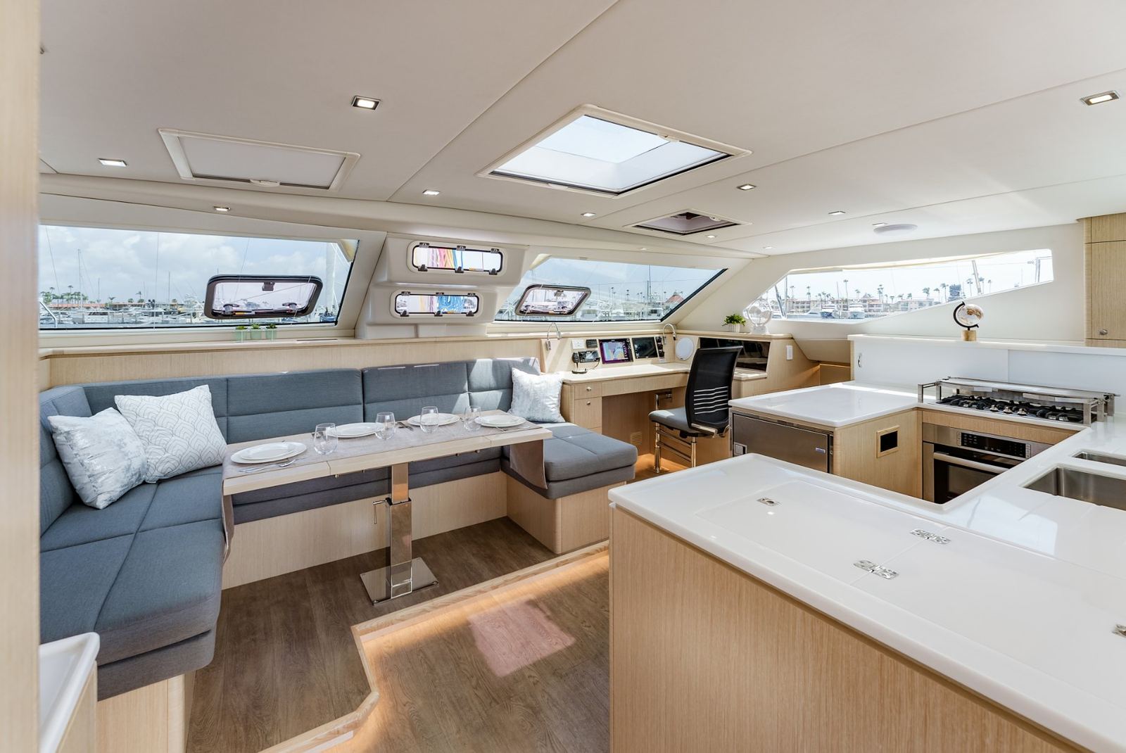 Seawind 1600